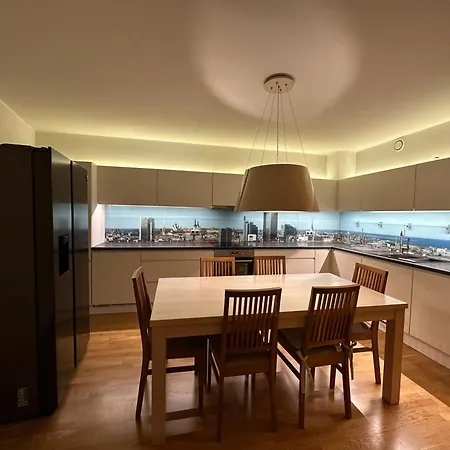 2-bedroom In Kadriorg Lägenhet *