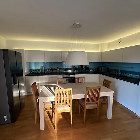 2-bedroom In Kadriorg Appartamento *