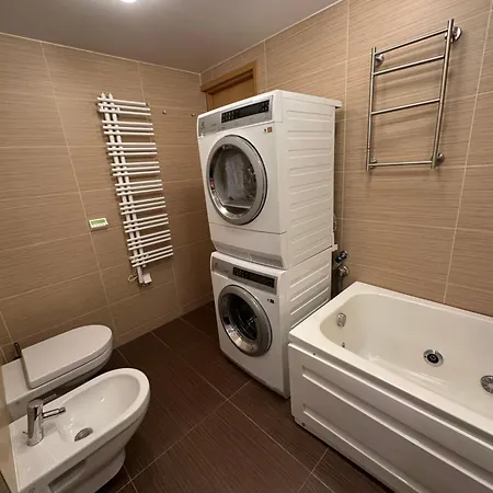 Apartment 2-bedroom In Kadriorg